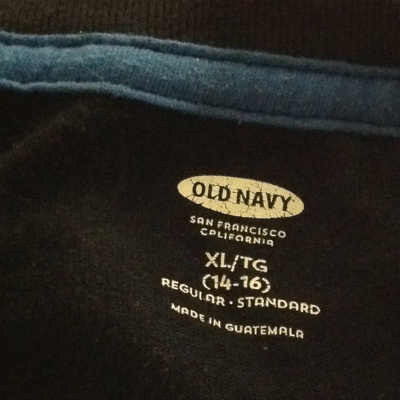 Black shirt with a skater on it - Picture 3 of 3